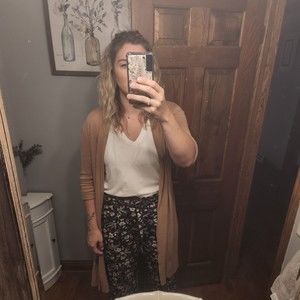 Meet your Posher, Hannah